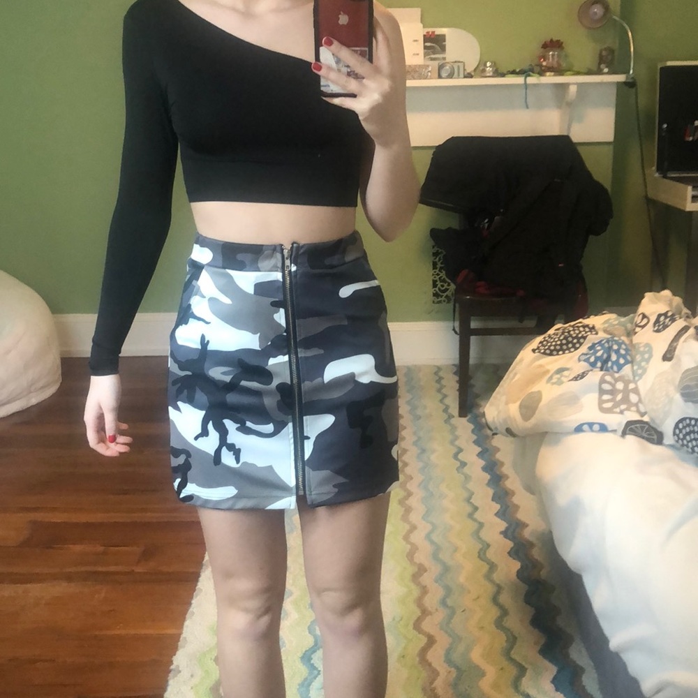 cano zip up skirt